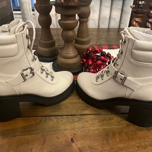 Guess Booties- Off white- Size 7.5 NEVER WORN- $45
